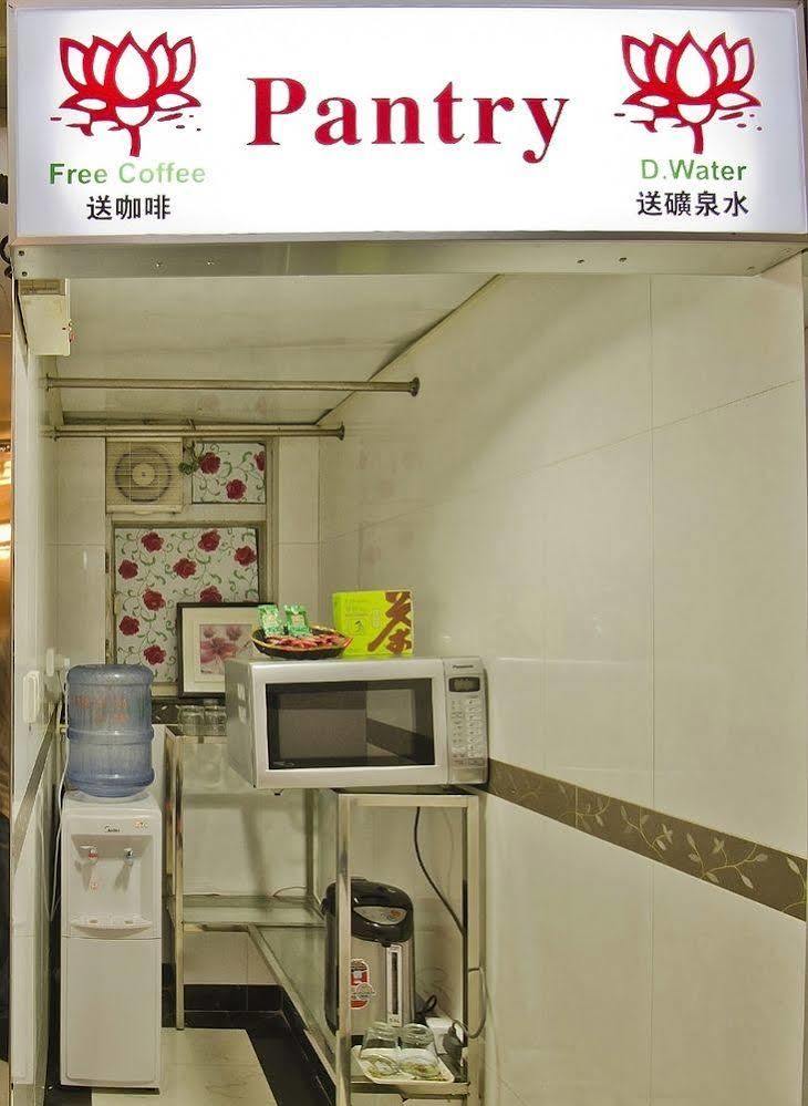 Kamal Traveller Hostel Hong Kong Exterior photo